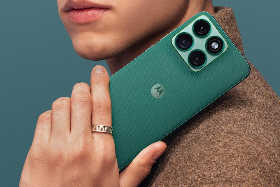 Hands-on Review: Motorola Edge 70 Fusion