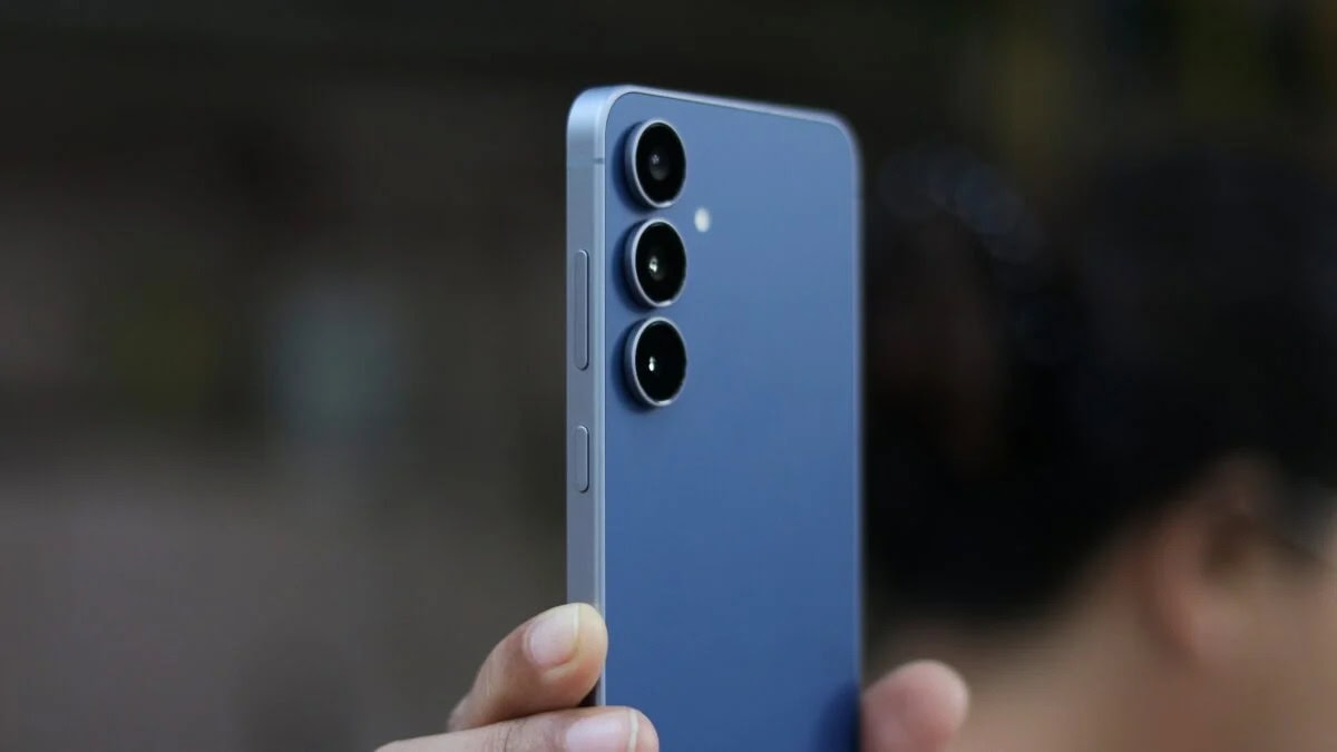 Samsung Galaxy S26 FE يظهر على Geekbench — Exynos 2500 و8 جيجا رام وAndroid 17