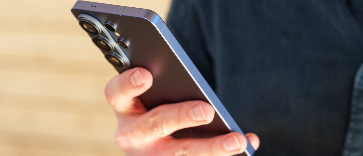 تحديث أبريل لسلسلة Galaxy S26