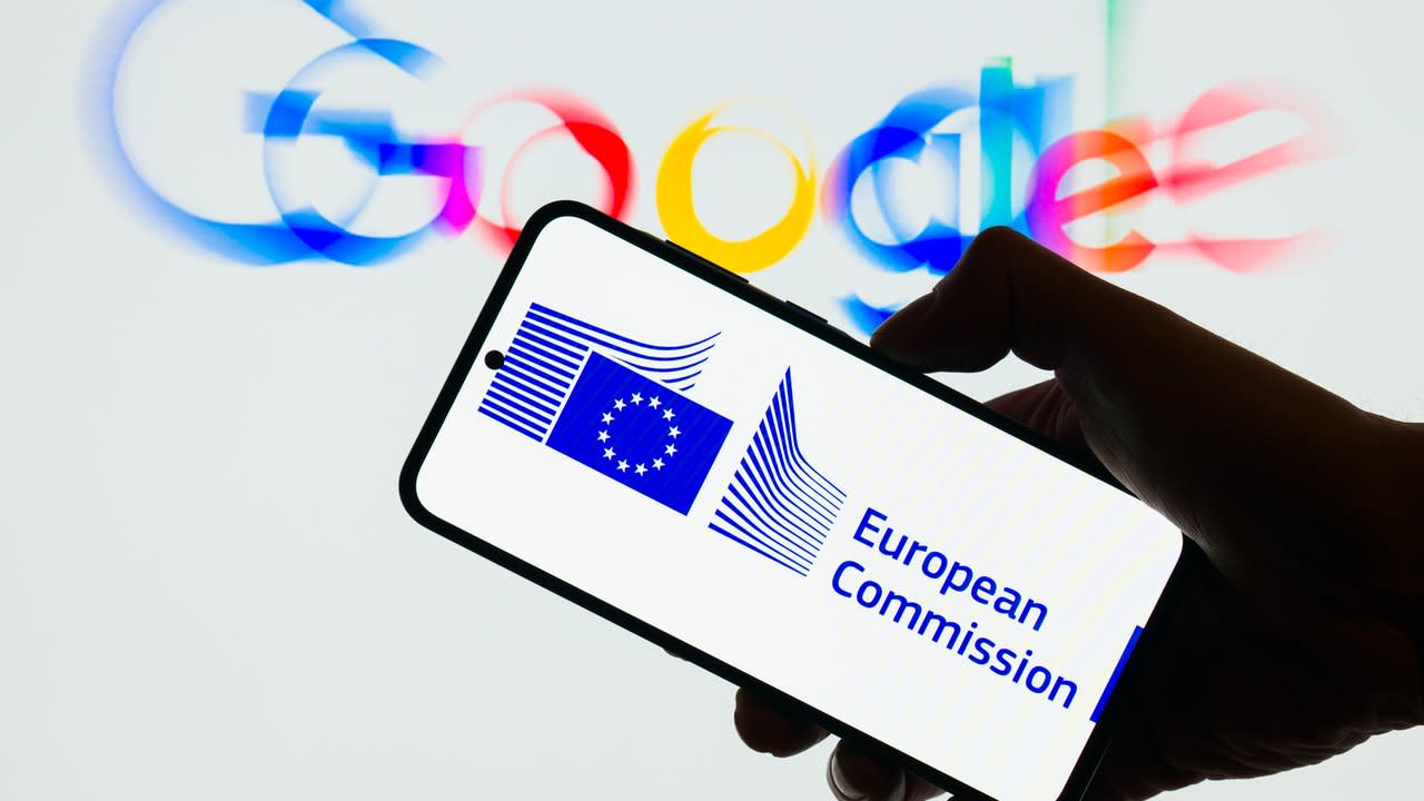 European Commission Orders Google to Open Android
