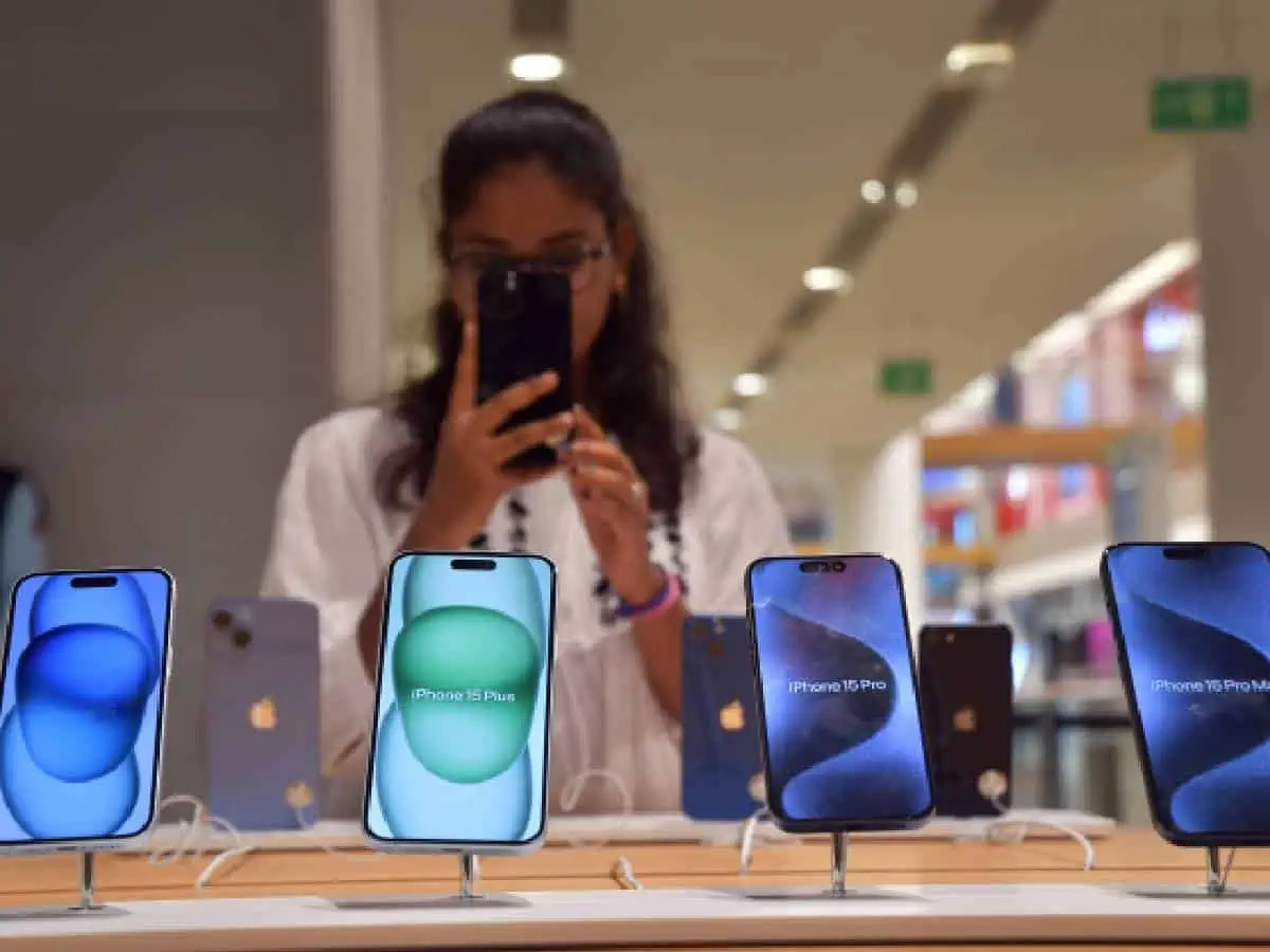 IDC: India's Smartphone Market Declines 4.1% in Q1 2026