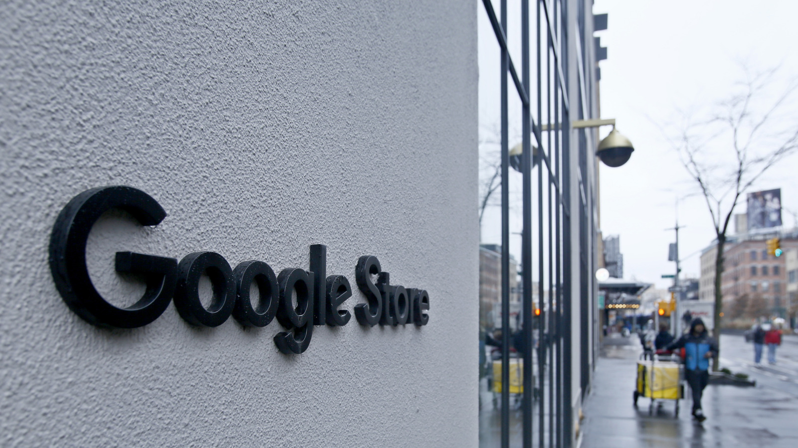 Google تفتح أول متجر فعلي